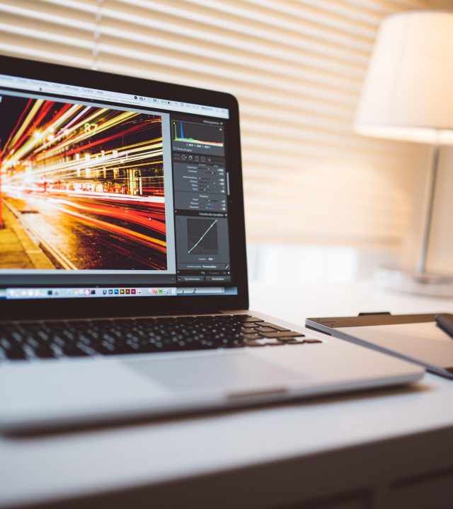 lalmch-computer-767781_1920