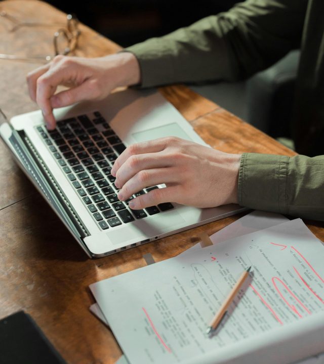 pexels-ron-lach-8036327